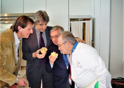 Con Joly Soler (Restaurant “El Bulli” Roses), Rafael Anson (Presidente de "La Real Academia de Gastronomia de Espana"), Juan Mari Arzak (Restaurant “Arzak” San Sebastian).